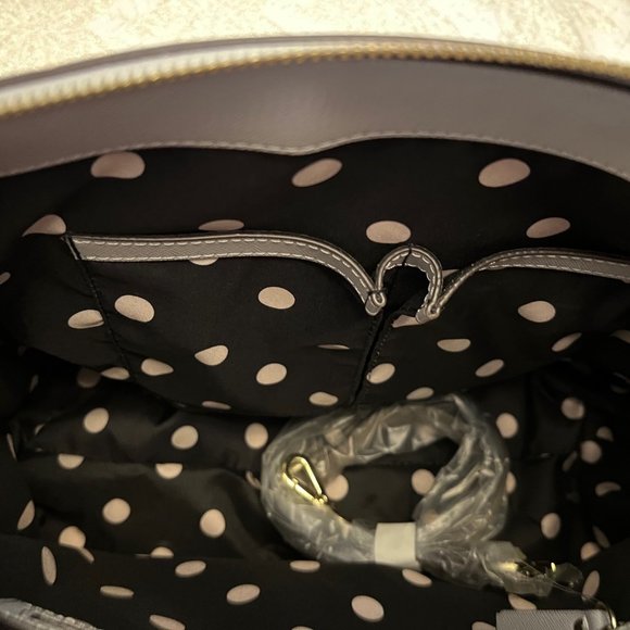 Ann Klein New Recruits satchel purse light gray NWT "read" - Picture 5 of 12